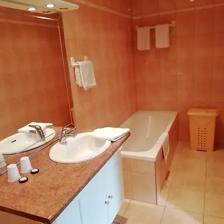 Holiday Home Near Sea In Quend-Plage-Les-Pins, Cleaning Included Appartement *